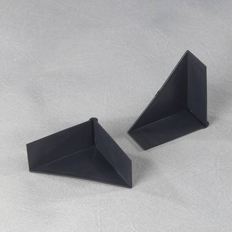 Hjørnebeskyttelse plast 3-sidet 70x70x28mm sort, 1000 stk