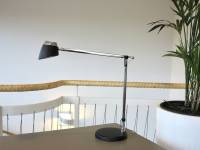 LightUp Napoli skrivebordslampe med bordfod sort