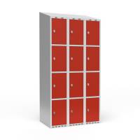 Garderobeskab 3x300mm med skråt tag, 4 rum i højden med røde døre og greb til hængelåse