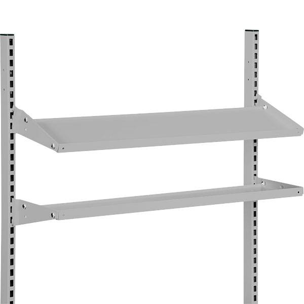 Hylde med beslag til arbejdsbord c/c 670mm dybde 450mm