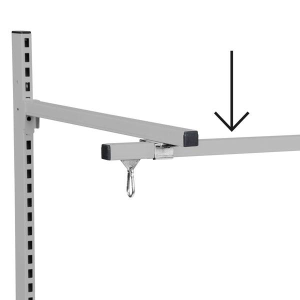 C-profilskinne, monteres i fast arm over arbejdsbord c/c 1200 mm