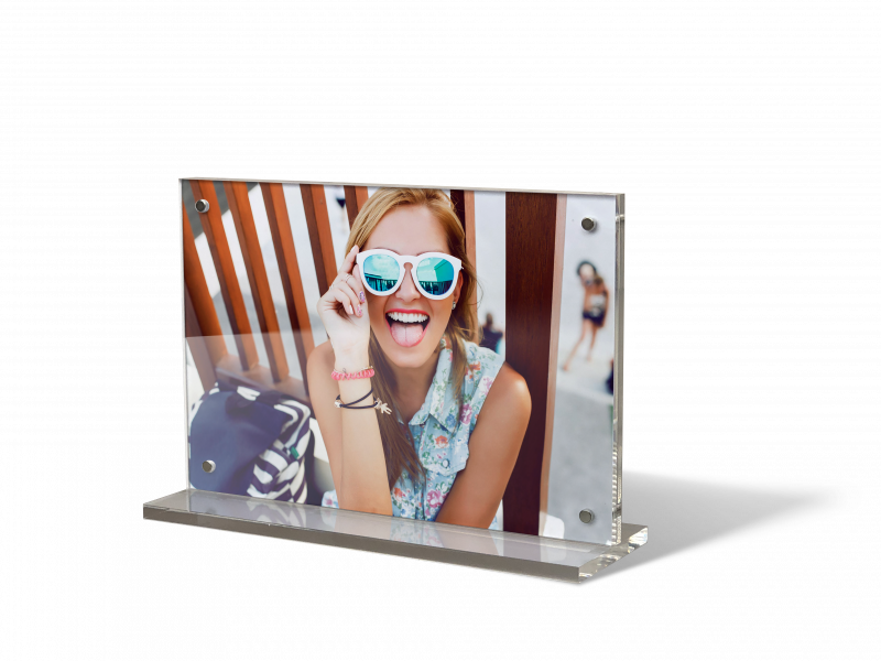 Peleman akryl display 10x15 cm med magnetisk lukning