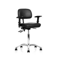 Arbejdsstol Industry medium med lav ryg, arml&aelig;n og let rullende hjul i sort vinyl
