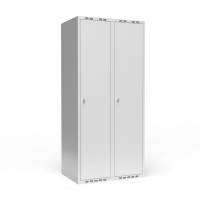 Garderobeskab 2x400mm med lige tag, d&oslash;re i lys gr&aring; med greb til h&aelig;ngel&aring;se