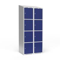 Garderobeskab 2x400mm med skråt tag, 4 rum i højden med blå døre og cylinderlåse