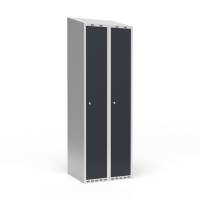 Garderobeskab 2x300mm med skråt tag, døre i antracit med cylinderlåse