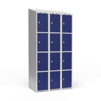 Garderobeskab 3x300mm med skråt tag, 4 rum i højden med blå døre og greb til hængelåse