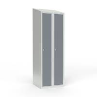 Skoleskab 60x55x190cm, skråt tag, grå døre med cylinderlåse