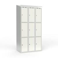Skoleskab i stål med 9 rum, skråt tag og hængelås 90x55x190cm hvid