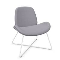 Tilkka ROD lounge stol i m&oslash;rk gr&aring;t stof med hvidt stel 