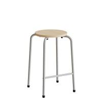 David taburet med birk laminat sæde og alugråt stel