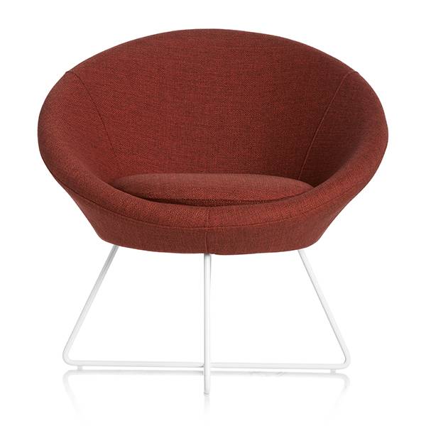 Paris loungestol med hvide ben og rustrød stof