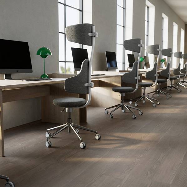 Savo Spine L kontorstol med stor nakkestøtte sort