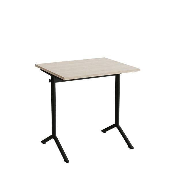 Atlas bord 70x60cm i lydd&aelig;mpende hvidpigmenteret eg med sort stel, h&oslash;jde 72cm