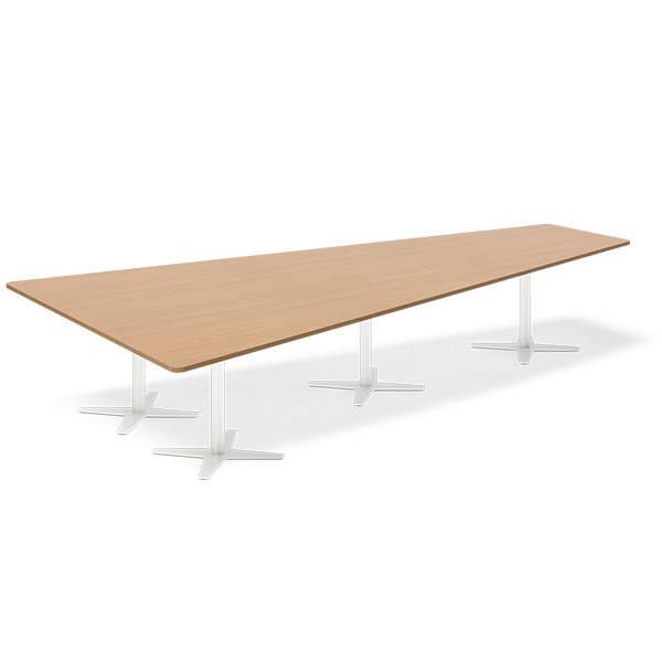 Office konferencebord trapezformet 380x199cm Bøg med hvidt stel