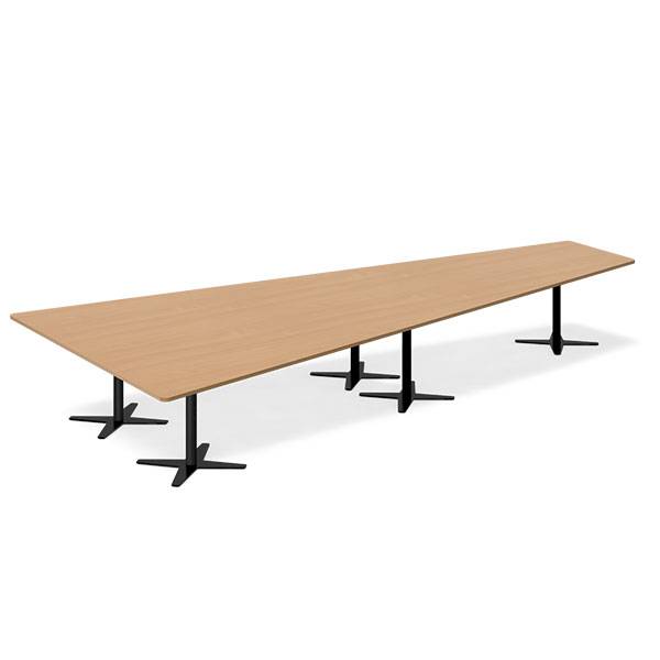 Office konferencebord trapezformet 500x236,5cm Bøg med sort stel
