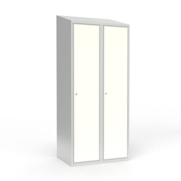 Skoleskab 80x55x190cm, skråt tag, hvide døre med cylinderlåse