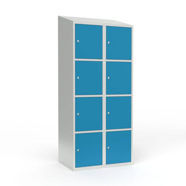 Skoleskab i stål med 8 rum, skråt tag og cylinderlås 80x55x190cm lys blå