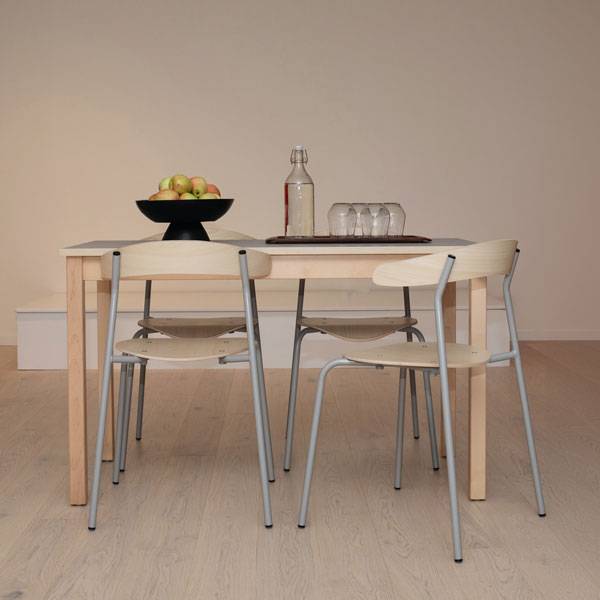 Olle caf&eacute;- eller kantinestol i birk laminat med alugr&aring;t stel