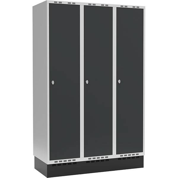 Garderobeskab 3x400mm med sokkel, 1 rum i h&oslash;jden med antracit d&oslash;re og greb til h&aelig;ngel&aring;se