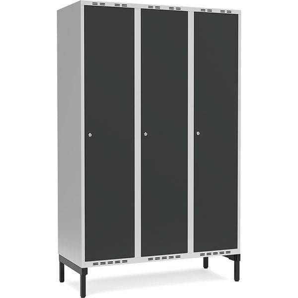 Garderobeskab 3x400mm med benramme, 1 rum i højden med antracit døre og cylinderlåse